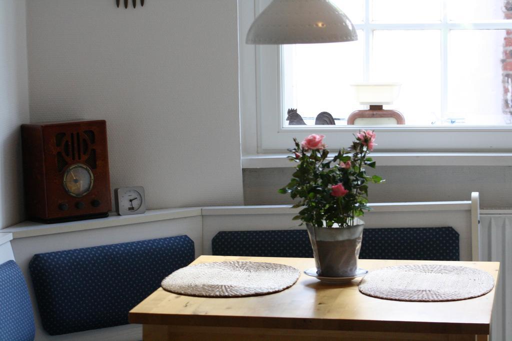 Ferienwohnung Am Mittelburgwall Friedrichstadt Luaran gambar